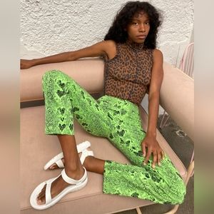Emma Mulholland on Holiday HEART SNAKE KOKOMO PANT - OLIVE XS Stretch  Comfort ^